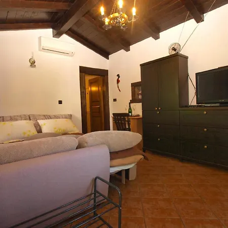 Fuer 2 Personen Ca 22 Qm In Matohanci, Istrien Istrische Riviera Apartment *